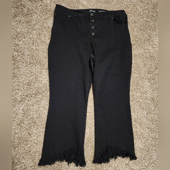 INC Black Fringed Cropped Flare Leg & Frayed Hem Size 12- Button Fly- High Rise - Picture 1 of 5